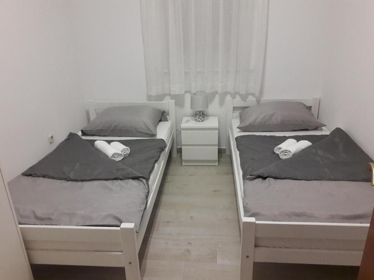Apartman Miki Borik 자다르 외부 사진