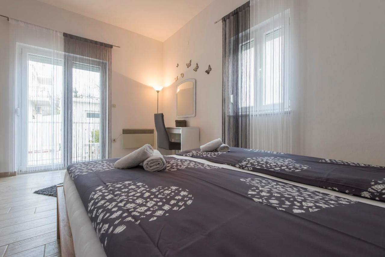 Apartman Miki Borik 자다르 외부 사진